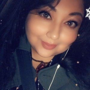 Meet your Posher, Maricela